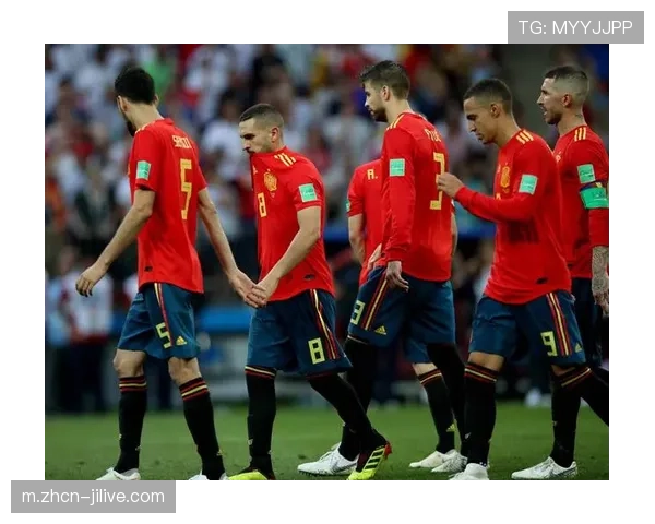 官方：西班牙边后卫雷吉隆自由身加盟迈阿密国际