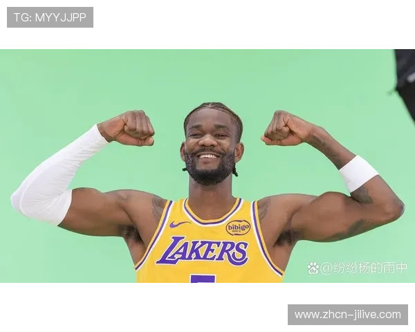 艾顿末节统治内线，湖人期待其状态迎来转折