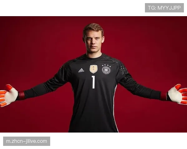 半场：曼城0-0拜仁，诺伊尔高接低挡化解两次绝佳机会