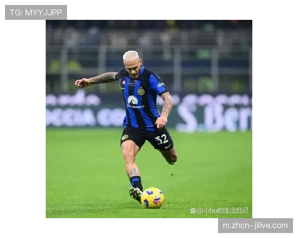 主裁经VAR提醒回看录像，取消巴萨点球判罚并出示假摔黄牌